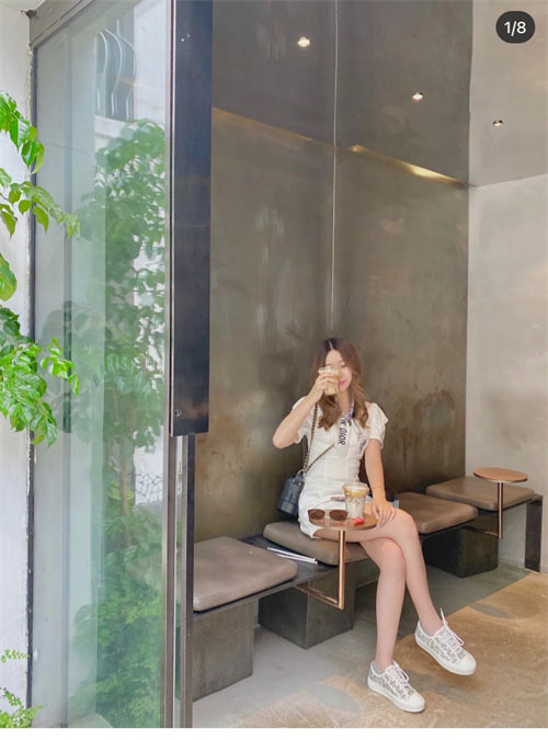 D I O R 디올 자수 로고 오블리크 스니커즈 레플리카 3번 이미지 - 신발 | 세미샵 레플리카 사이트