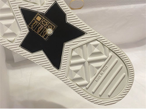 D I O R 디올 자수 로고 오블리크 스니커즈 레플리카 18번 이미지 - 신발 | 세미샵 레플리카 사이트