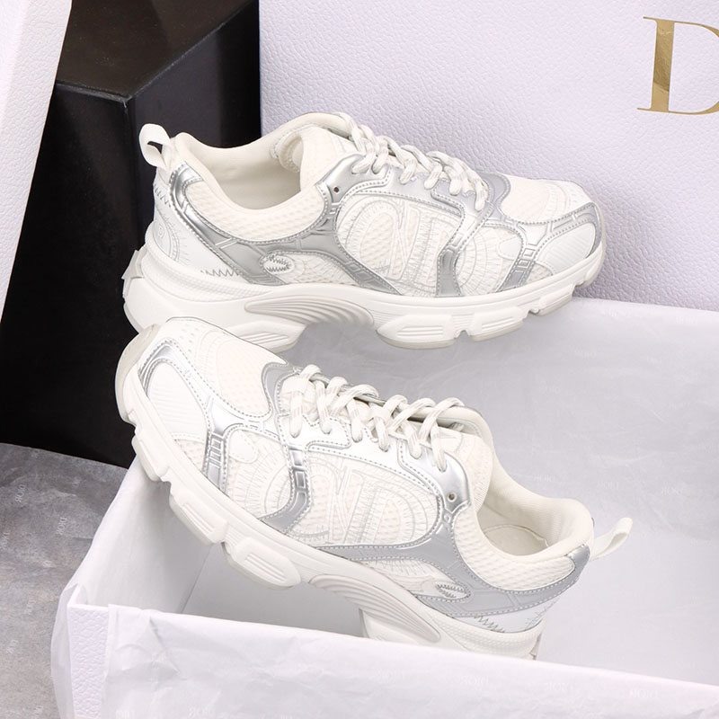 디올 디올 크로노 스니커즈 화이트 메쉬 실버 레플리카 1번 이미지 - 신발 | 세미샵 레플리카 사이트