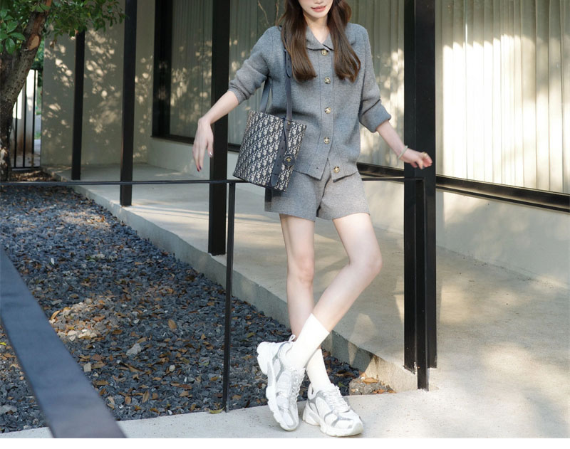 디올 디올 크로노 스니커즈 화이트 메쉬 실버 레플리카 5번 이미지 - 신발 | 세미샵 레플리카 사이트