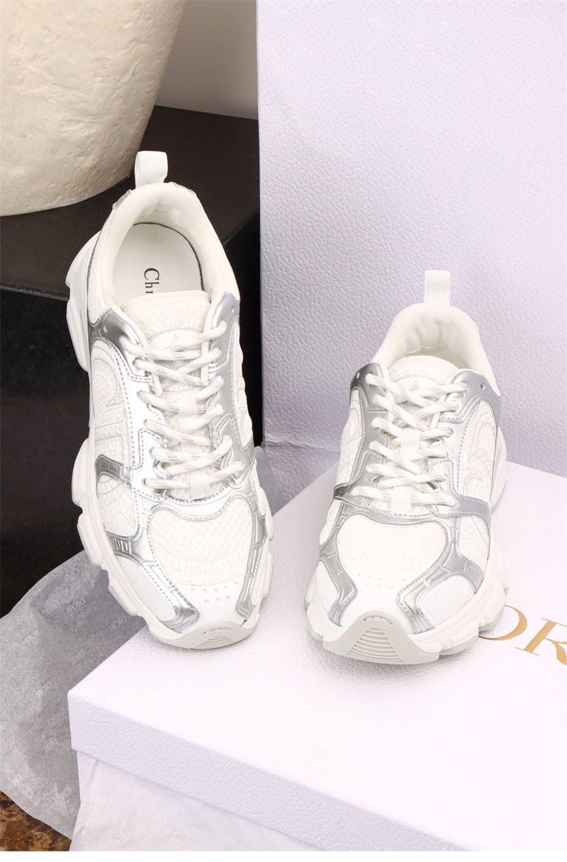 디올 디올 크로노 스니커즈 화이트 메쉬 실버 레플리카 9번 이미지 - 신발 | 세미샵 레플리카 사이트