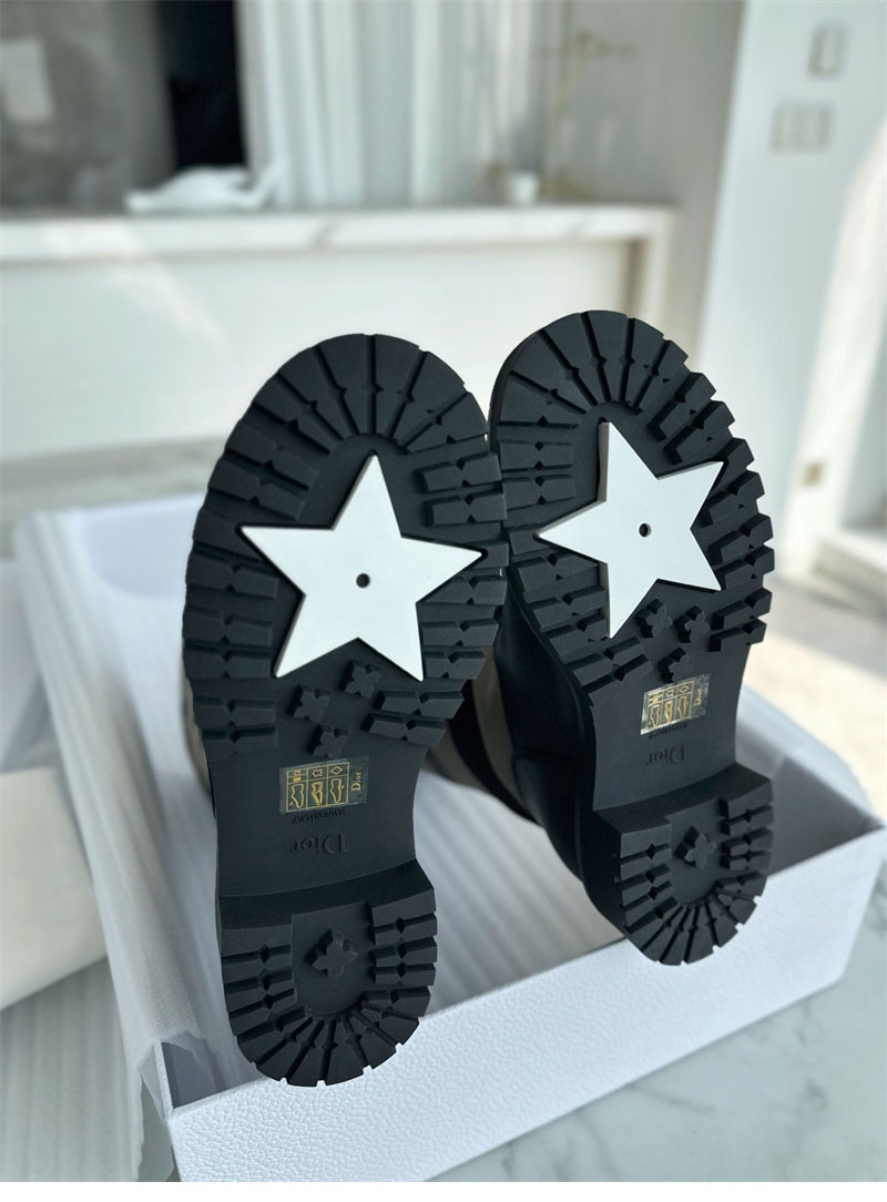 디올 디올 D-Major 앵클 부츠 레플리카 3번 이미지 - 신발 | 세미샵 레플리카 사이트