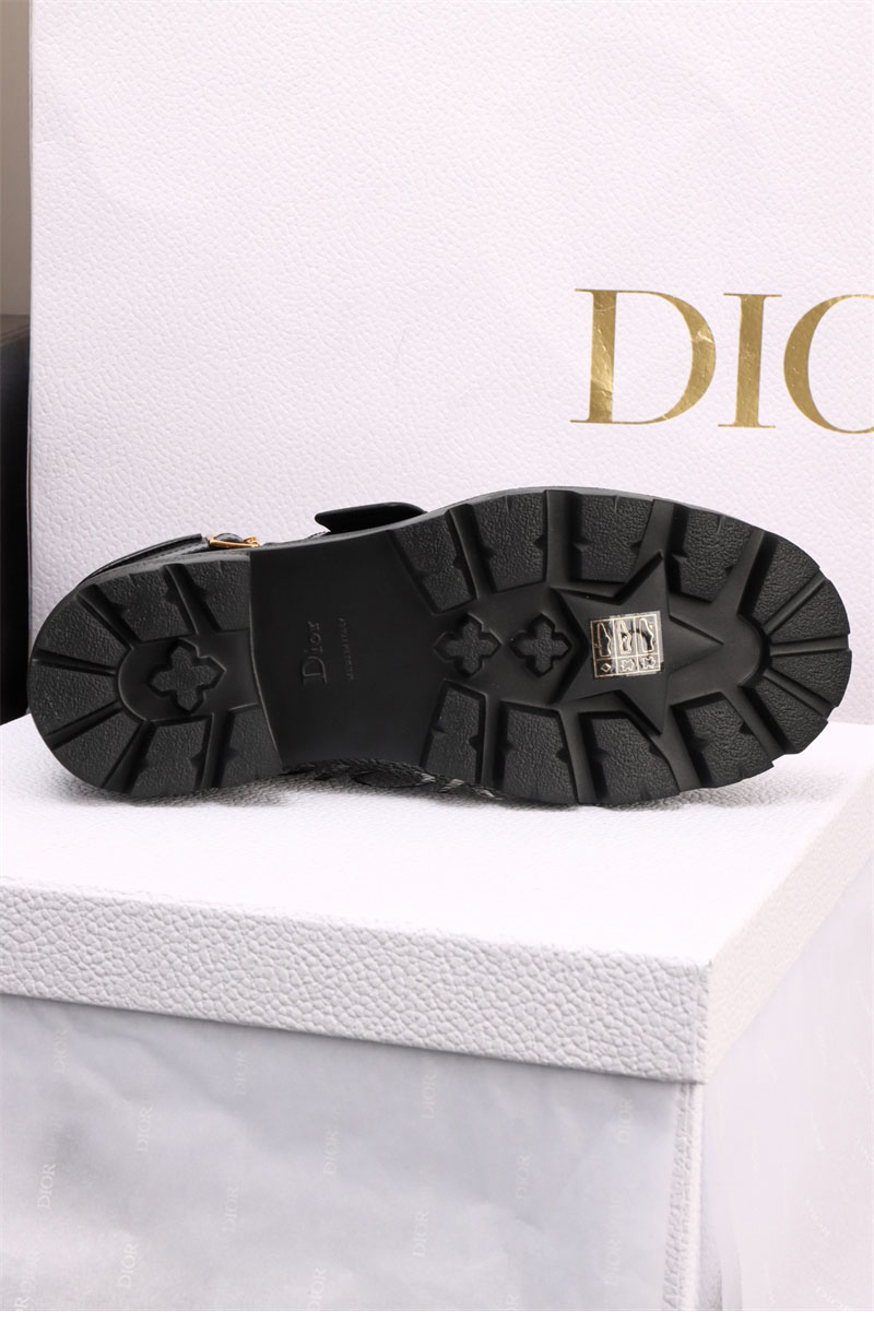 디올 디올 D 퀘스트 앵클 부츠 레플리카 16번 이미지 - 신발 | 세미샵 레플리카 사이트