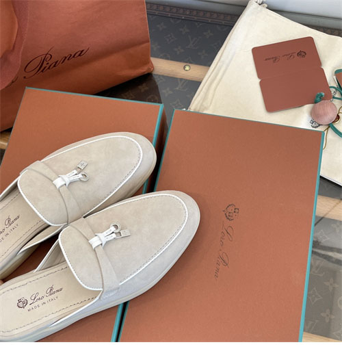 Loro Piana 로로피아나 바부슈 참 워크 로퍼 뮬 레플리카 22번 이미지 - 신발 | 세미샵 레플리카 사이트