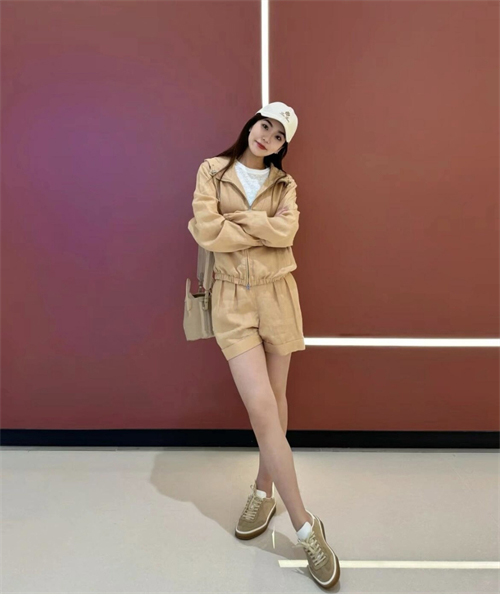 Loro Piana 로로피아나 테니스 워크 레이스업 스니커즈 레플리카 5번 이미지 - 신발 | 세미샵 레플리카 사이트