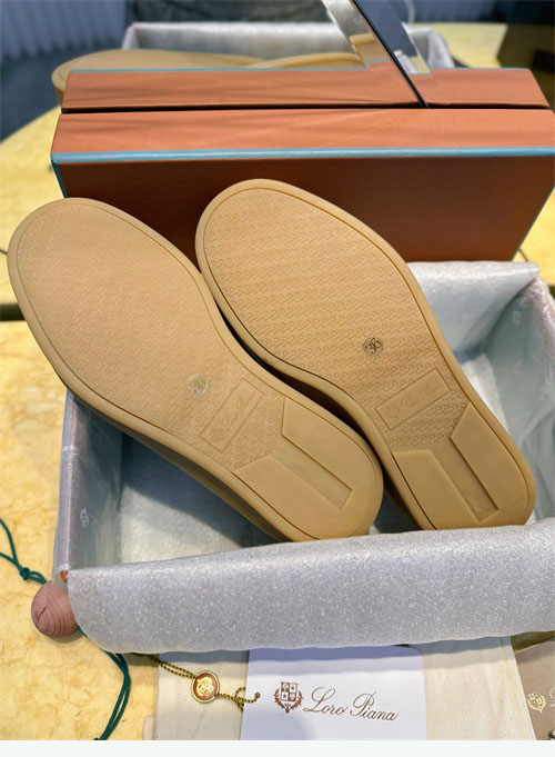 Loro Piana 로로피아나 테니스 워크 스니커즈 레플리카 14번 이미지 - 신발 | 세미샵 레플리카 사이트