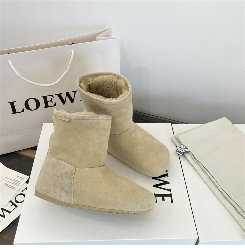 로에베 로에베 로고 스웨이드 앵클 부츠 레플리카 19번 이미지 - 신발 | 세미샵 레플리카 사이트