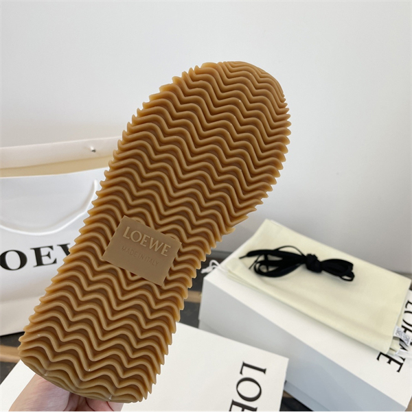 Loewe 로에베 플로우 러너 스니커즈 스웨이드 나일론 화이트 베이지 레플리카 4번 이미지 - 신발 | 세미샵 레플리카 사이트