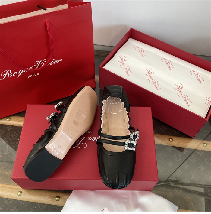 Roger Vivier 로저비비에 스트랩 발레리나 플랫 슈즈 레플리카 11번 이미지 - 신발 | 세미샵 레플리카 사이트