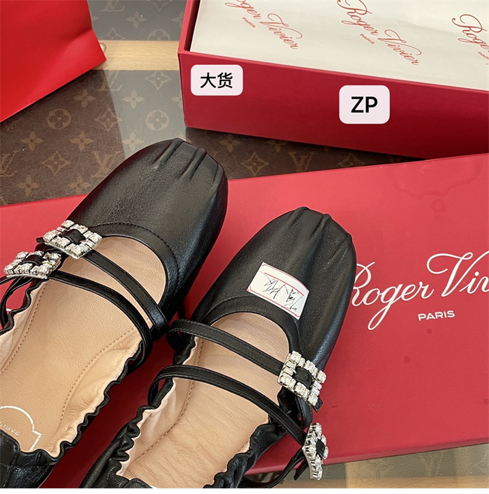 Roger Vivier 로저비비에 스트랩 발레리나 플랫 슈즈 레플리카 22번 이미지 - 신발 | 세미샵 레플리카 사이트