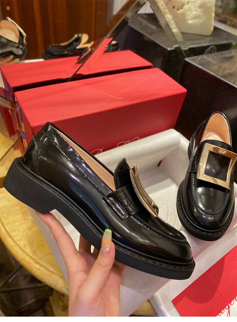 Roger Vivier 로저비비에 페이턴트 레더 비브 레인저스 로퍼 레플리카 11번 이미지 - 신발 | 세미샵 레플리카 사이트