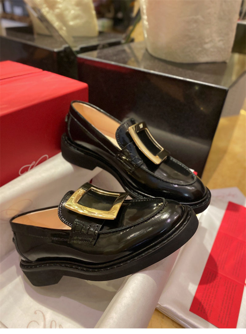 Roger Vivier 로저비비에 페이턴트 레더 비브 레인저스 로퍼 레플리카 13번 이미지 - 신발 | 세미샵 레플리카 사이트