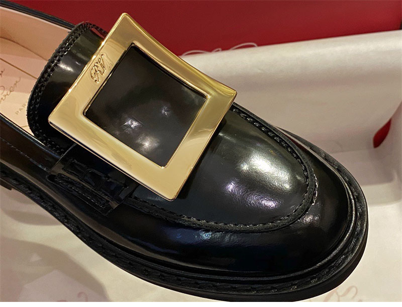 Roger Vivier 로저비비에 페이턴트 레더 비브 레인저스 로퍼 레플리카 18번 이미지 - 신발 | 세미샵 레플리카 사이트