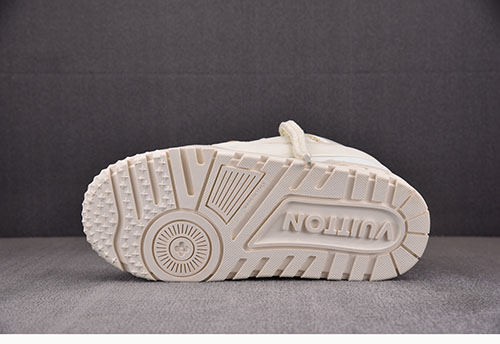 Louis Vuitton 루이비통 트레이너 맥시 DIY 버클 스니커즈 레플리카 4번 이미지 - 신발 | 세미샵 레플리카 사이트