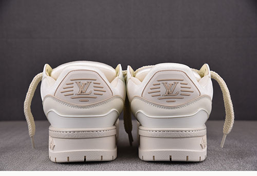 Louis Vuitton 루이비통 트레이너 맥시 DIY 버클 스니커즈 레플리카 5번 이미지 - 신발 | 세미샵 레플리카 사이트