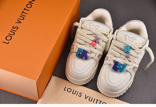 Louis Vuitton 루이비통 트레이너 맥시 DIY 버클 스니커즈 레플리카 7번 이미지 - 신발 | 세미샵 레플리카 사이트