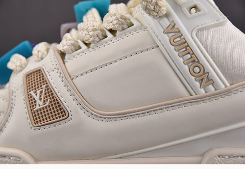 Louis Vuitton 루이비통 트레이너 맥시 DIY 버클 스니커즈 레플리카 12번 이미지 - 신발 | 세미샵 레플리카 사이트