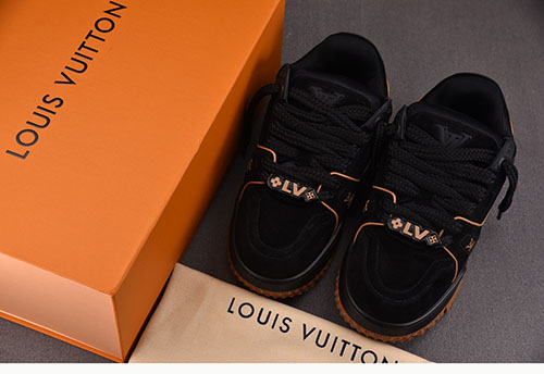 Louis Vuitton 루이비통 트레이너 맥시 DIY 버클 스니커즈 레플리카 7번 이미지 - 신발 | 세미샵 레플리카 사이트