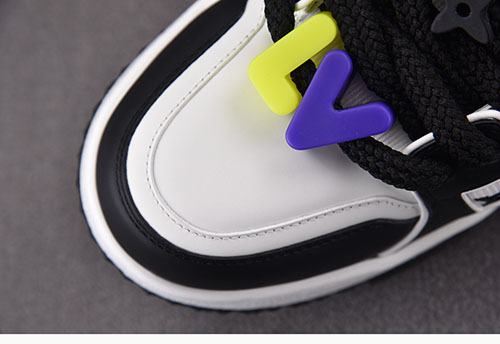 Louis Vuitton 루이비통 트레이너 맥시 DIY 버클 스니커즈 레플리카 8번 이미지 - 신발 | 세미샵 레플리카 사이트