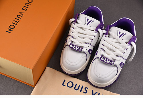 Louis Vuitton 루이비통 트레이너 맥시 DIY 버클 스니커즈 레플리카 7번 이미지 - 신발 | 세미샵 레플리카 사이트