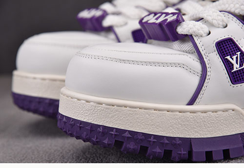 Louis Vuitton 루이비통 트레이너 맥시 DIY 버클 스니커즈 레플리카 11번 이미지 - 신발 | 세미샵 레플리카 사이트