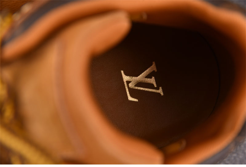 루이비통 루이비통 LV 리믹스 앵클 부츠 레플리카 5번 이미지 - 신발 | 세미샵 레플리카 사이트