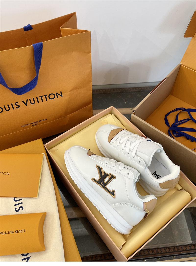 루이비통 루이비통 LV 버터소프트 스니커즈 레플리카 11번 이미지 - 신발 | 세미샵 레플리카 사이트