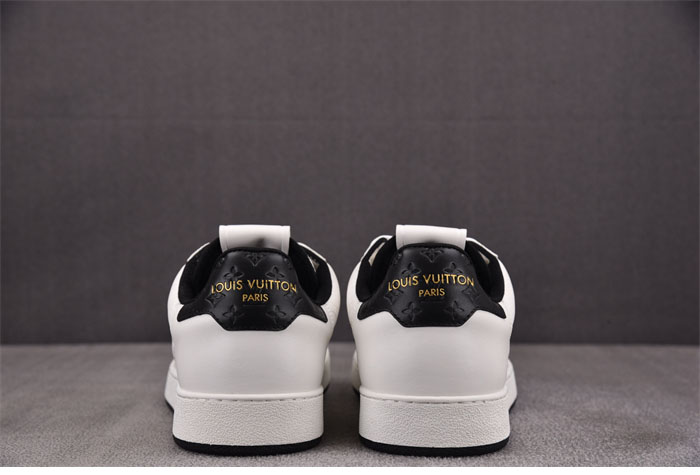 Louis Vuitton 루이비통 LV 이니셜 시그니처 리볼리 스니커즈 화이트 레플리카 6번 이미지 - 신발 | 세미샵 레플리카 사이트