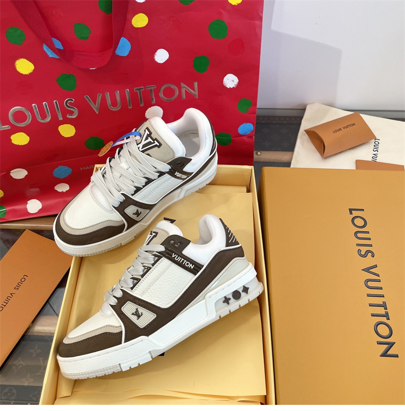 Louis Vuitton 루이비통 LV 트레이너 스니커즈 브라운 레플리카 11번 이미지 - 신발 | 세미샵 레플리카 사이트
