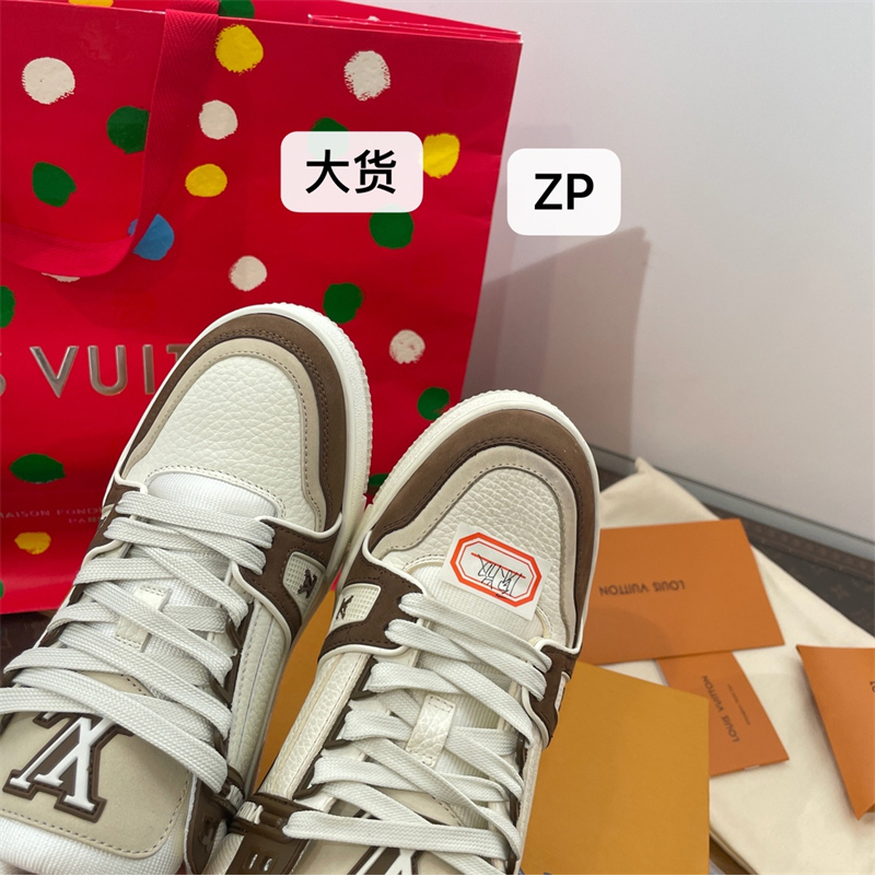 Louis Vuitton 루이비통 LV 트레이너 스니커즈 브라운 레플리카 14번 이미지 - 신발 | 세미샵 레플리카 사이트