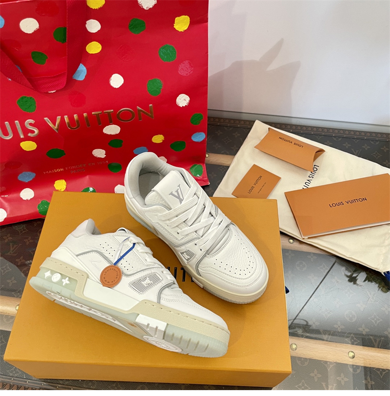 Louis Vuitton 루이비통 LV 트레이너 스니커즈 화이트 레플리카 6번 이미지 - 신발 | 세미샵 레플리카 사이트