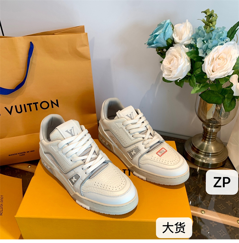 Louis Vuitton 루이비통 LV 트레이너 스니커즈 화이트 레플리카 13번 이미지 - 신발 | 세미샵 레플리카 사이트