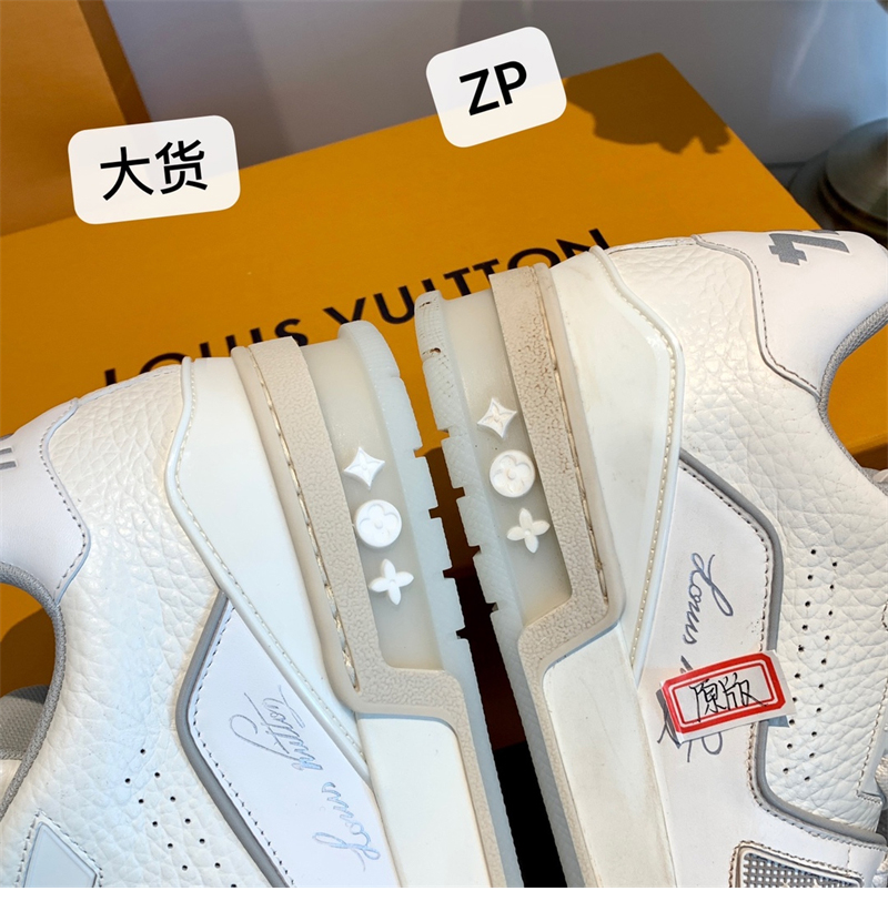 Louis Vuitton 루이비통 LV 트레이너 스니커즈 화이트 레플리카 16번 이미지 - 신발 | 세미샵 레플리카 사이트