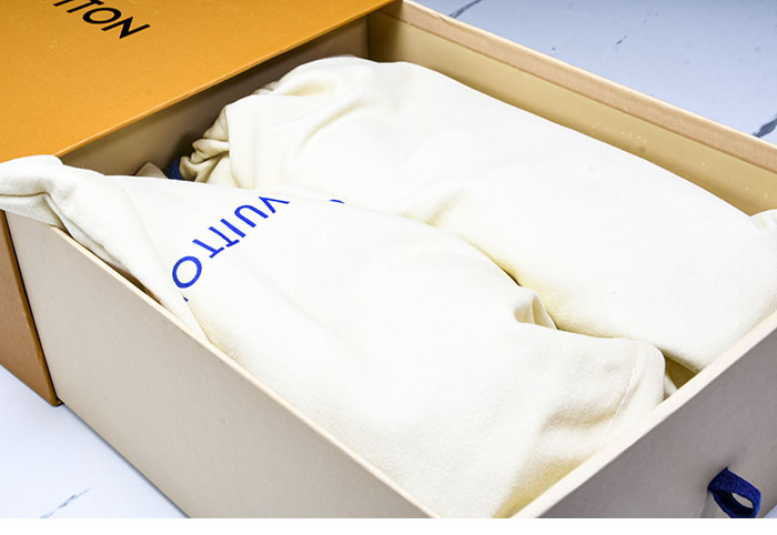 Louis Vuitton 루이비통 LV 트레이너 스니커즈 레플리카 2번 이미지 - 신발 | 세미샵 레플리카 사이트