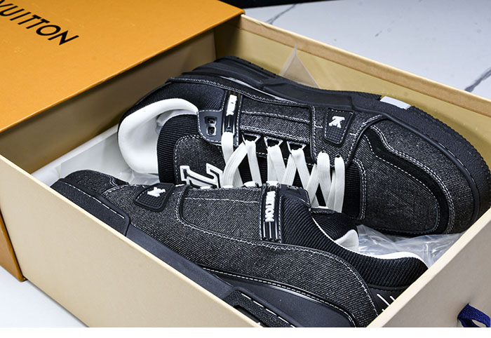 Louis Vuitton 루이비통 LV 트레이너 스니커즈 레플리카 4번 이미지 - 신발 | 세미샵 레플리카 사이트