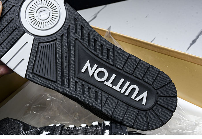 Louis Vuitton 루이비통 LV 트레이너 스니커즈 레플리카 6번 이미지 - 신발 | 세미샵 레플리카 사이트