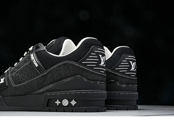 Louis Vuitton 루이비통 LV 트레이너 스니커즈 레플리카 15번 이미지 - 신발 | 세미샵 레플리카 사이트