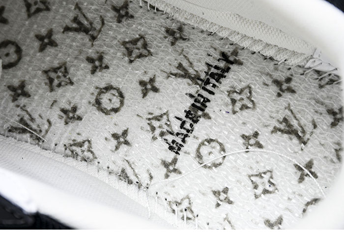 Louis Vuitton 루이비통 LV 트레이너 스니커즈 레플리카 22번 이미지 - 신발 | 세미샵 레플리카 사이트