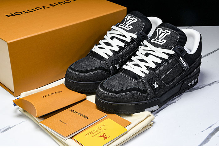 Louis Vuitton 루이비통 LV 트레이너 스니커즈 레플리카 27번 이미지 - 신발 | 세미샵 레플리카 사이트