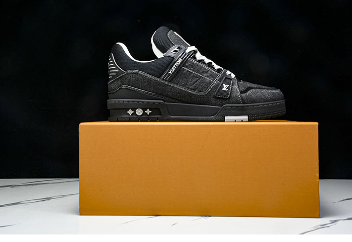 Louis Vuitton 루이비통 LV 트레이너 스니커즈 레플리카 28번 이미지 - 신발 | 세미샵 레플리카 사이트