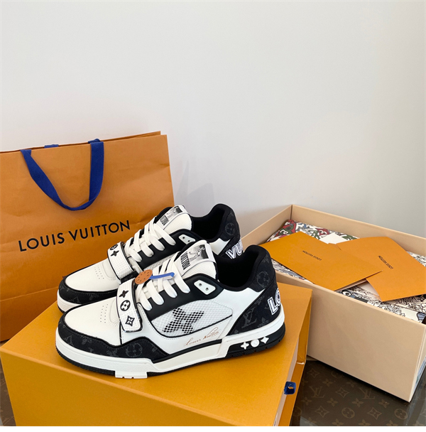 Louis Vuitton 루이비통 LV 트레이너 스니커즈 레플리카 10번 이미지 - 신발 | 세미샵 레플리카 사이트