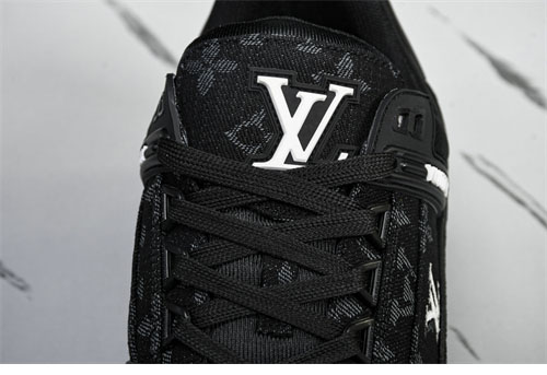 Louis Vuitton 루이비통 LV 트레이너 스니커즈 레플리카 18번 이미지 - 신발 | 세미샵 레플리카 사이트