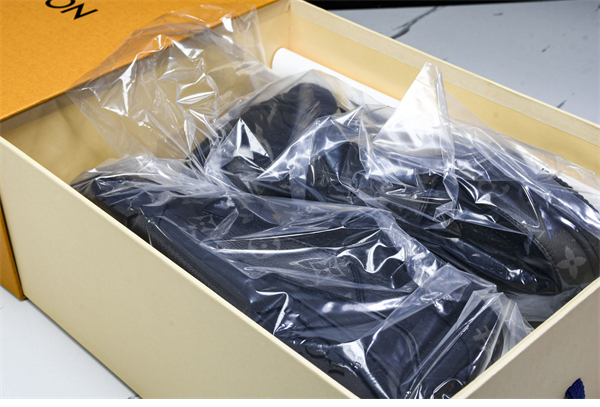 Louis Vuitton 루이비통 LV 트레이너 레플리카 6번 이미지 - 신발 | 세미샵 레플리카 사이트