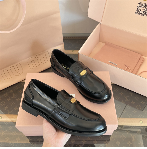 Miu Miu 미우미우 브러쉬드 가죽 페니 로퍼 레플리카 9번 이미지 - 신발 | 세미샵 레플리카 사이트