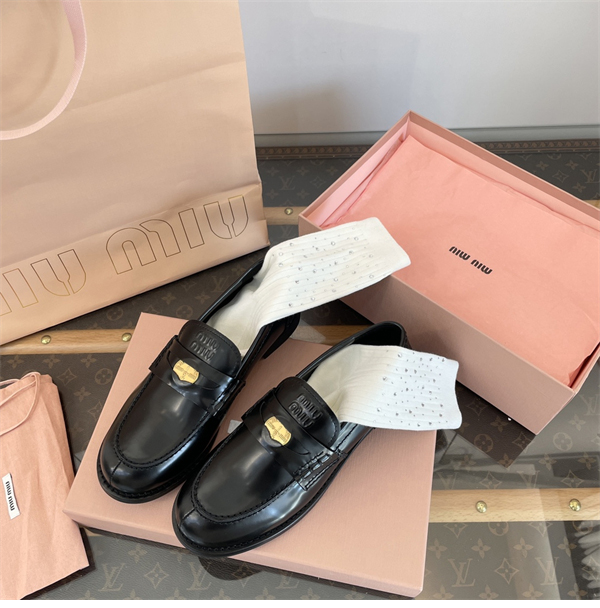 Miu Miu 미우미우 브러쉬드 가죽 페니 로퍼 레플리카 10번 이미지 - 신발 | 세미샵 레플리카 사이트