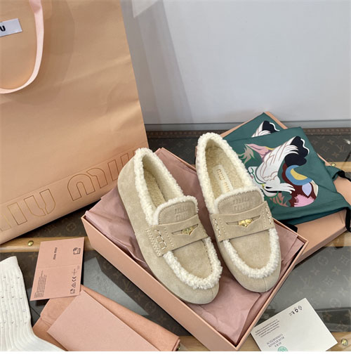 Miu Miu 미우미우 스웨이드 로퍼 레플리카 10번 이미지 - 신발 | 세미샵 레플리카 사이트