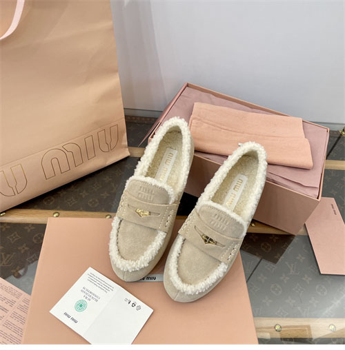 Miu Miu 미우미우 스웨이드 로퍼 레플리카 11번 이미지 - 신발 | 세미샵 레플리카 사이트