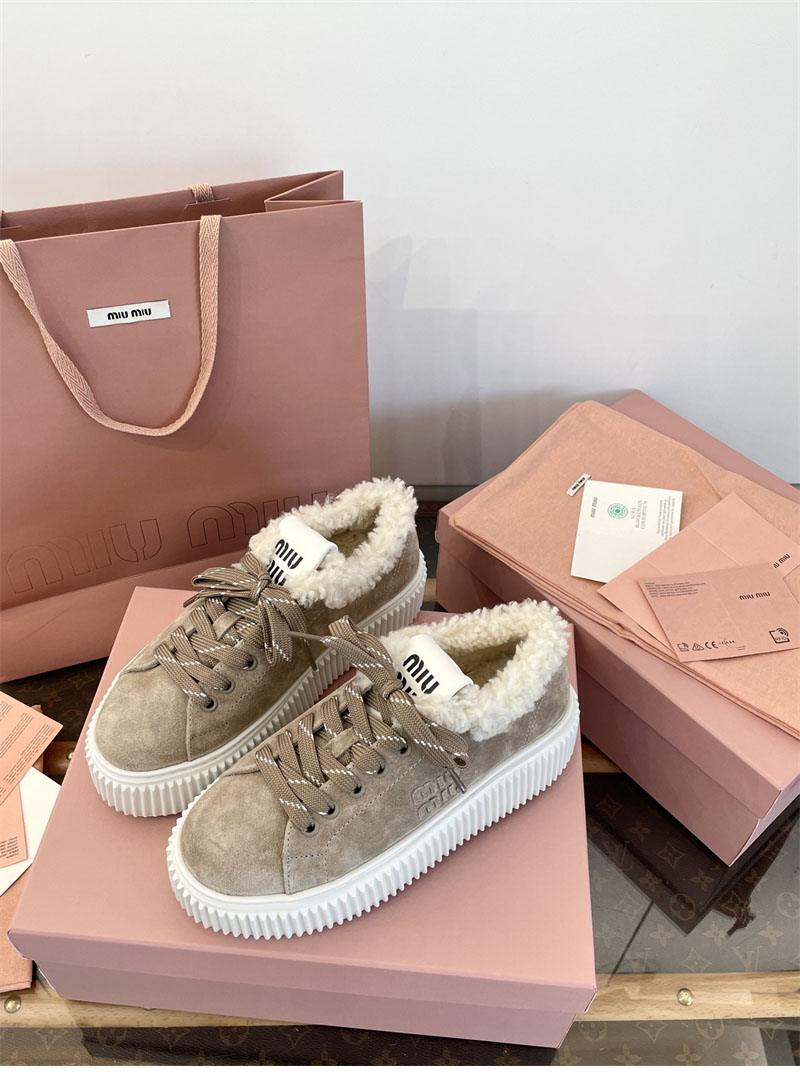 미우미우 미우미우 시어링 라이닝 스웨이드 스니커즈 레플리카 2번 이미지 - 신발 | 세미샵 레플리카 사이트
