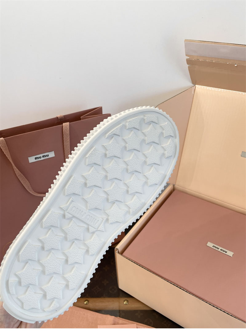 미우미우 미우미우 시어링 라이닝 스웨이드 스니커즈 레플리카 6번 이미지 - 신발 | 세미샵 레플리카 사이트