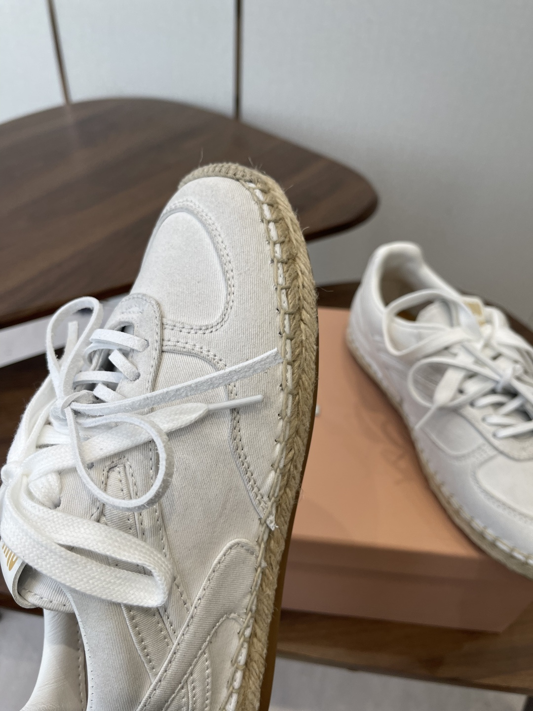 미우미우 미우미우 에스파드리유 스웨이드 스니커즈 레플리카 22번 이미지 - 신발 | 세미샵 레플리카 사이트